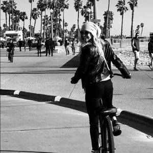 Meet your Posher, Brooke